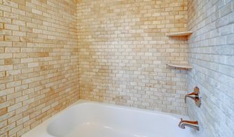 5214 DANBURY Rd, Bethesda, MD 20814