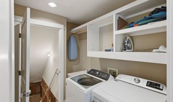 1337 BEACH LOOP Dr, Bandon, OR 97411