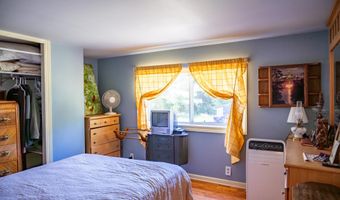 1084 Edgewood Dr, Adams, WI 53910