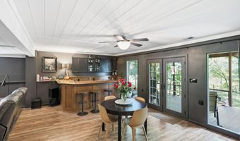 1954 Lakeview Dr, Avon, IN 46123