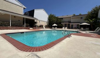 4800 Williamsburg Ln 216, La Mesa, CA 91942