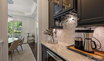 2841 Attaberry Dr, Charlotte, NC 28205