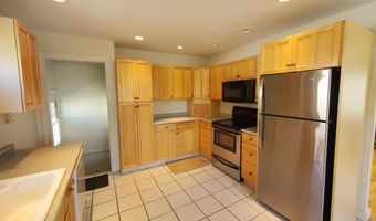 9 Wood St, Bangor, ME 04401