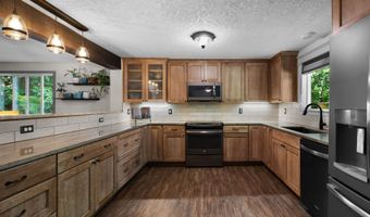 17222 SE TICKLE CREEK Rd, Boring, OR 97009