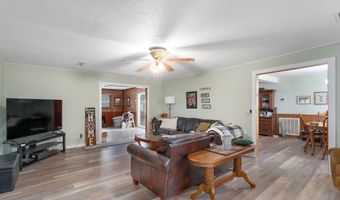 1315 E Church St, Aurora, MO 65605