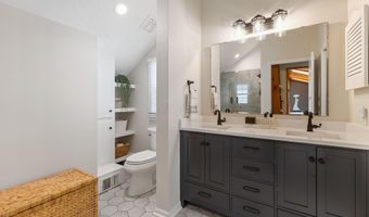 818 Chelsea Ave, Columbus, OH 43209