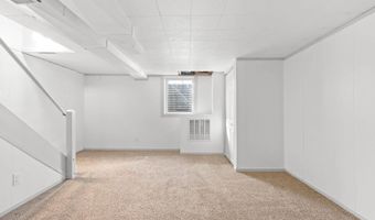 800 N HAWTHORNE Dr, Appleton, WI 54915