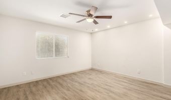 2085 N SUNSET Dr, Chandler, AZ 85225