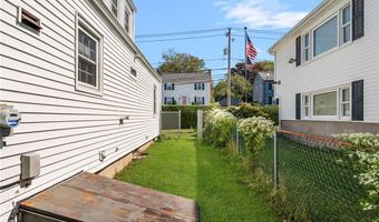 155 Evarts St, Newport, RI 02840