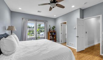 551 Chester Pkwy, Belford, NJ 07718