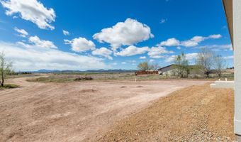 25310 N Lakeside Dr, Paulden, AZ 86334