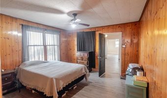 5723 Trego Rd, Atchison, KS 66002