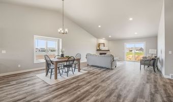 5749 N SEQUOIA Dr, Appleton, WI 54913