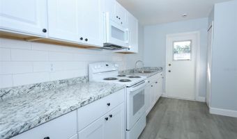 220 CHEROKEE Ct 102, Altamonte Springs, FL 32701