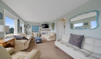 25915 BEACH Dr, Rockaway Beach, OR 97136