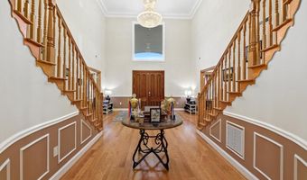7230 BEVERLY St, Annandale, VA 22003