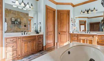 1739 Gateway Rd, Ardmore, OK 73401
