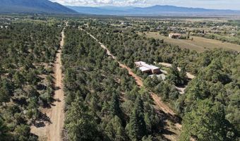 Robertos Lane, Arroyo Seco, NM 87514