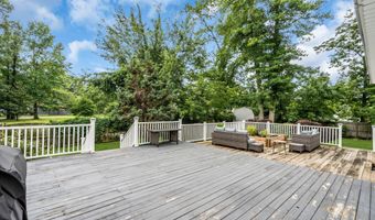 70 Sloop Creek Rd, Bayville, NJ 08721