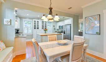 6 Carolina Ln, Beaufort, SC 29907