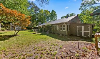 519 Country Club Dr W, Arapahoe, NC 28510