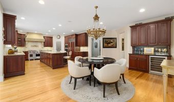 50 Judge Torres Ln, East Greenwich, RI 02818