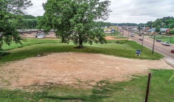 624 Highway 6, Batesville, MS 38606