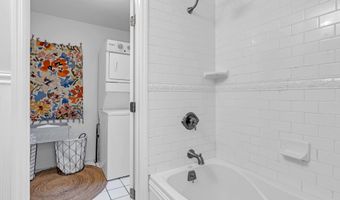 18 Middletown Ave, Atlantic Highlands, NJ 07716