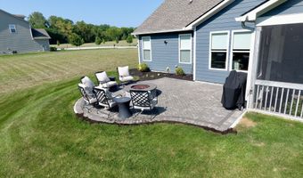 10277 Pigato Dr, Zionsville, IN 46077