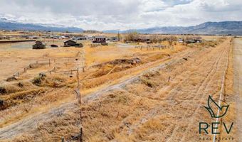 15 Arrowhead Dr, Cody, WY 82414