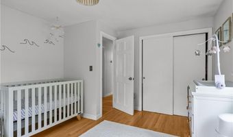 80 PECK Ave, Bristol, RI 02809