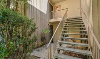 5700 Baltimore Dr 195, La Mesa, CA 91942