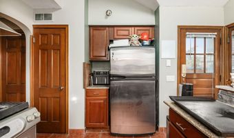 1810 Ashland Ave, Columbus, OH 43212