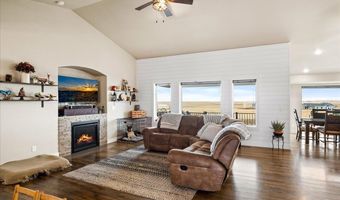 1437 SCENIC RIDGE Dr, Cheyenne, WY 82009