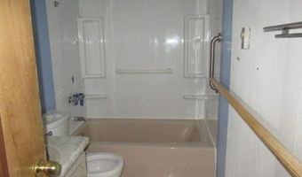 137 Union St, Belfast, ME 04915