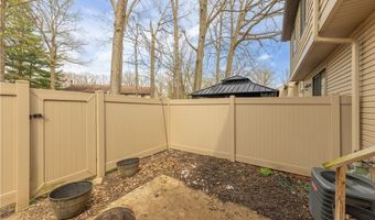 10219 Spinnaker Run, Aurora, OH 44202