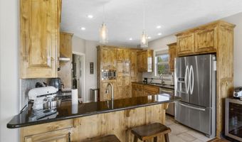 19529 Lawrence 2152, Aurora, MO 65605