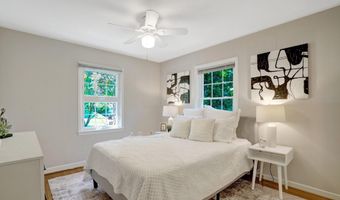 7107 COVENTRY Rd, Alexandria, VA 22306