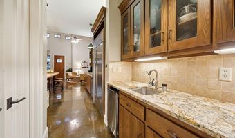 14820 Bellbrook Dr, Addison, TX 75254