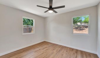 2127 Rancho Verde Dr, Escondido, CA 92025