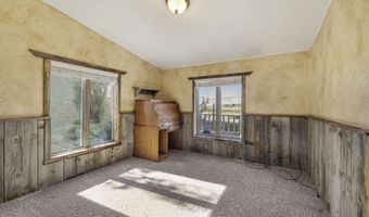 221 Cottonwood Ln, Blackfoot, ID 83221