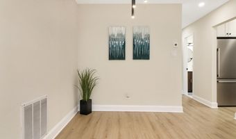 7980 AUDUBON Ave 203, Alexandria, VA 22306