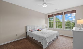 191 SOMERVELLE St 205, Alexandria, VA 22304