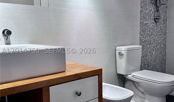 20365 W Country Club Dr TH24, Aventura, FL 33180