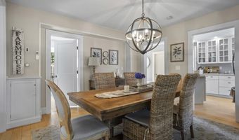 22 School St Mystic, Stonington, CT 06355