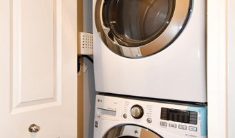 5301 WESTBARD Cir 419, Bethesda, MD 20816