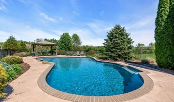 42 Ridgeview Way, Allentown, NJ 08501