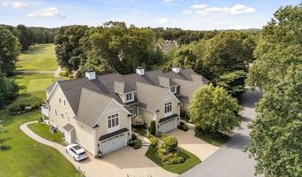 11 Crenshaw Ln 11, Andover, MA 01810