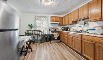 34 Winter St, Bangor, ME 04401