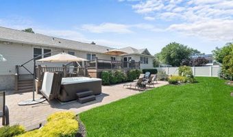 77 Shore Rd, Amityville, NY 11701